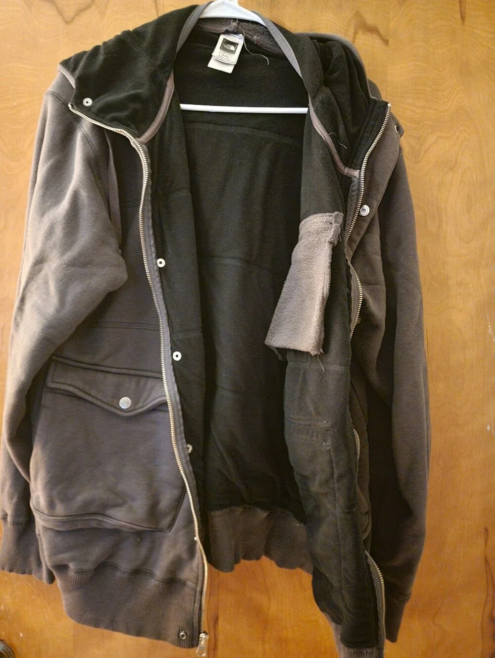 The North Face Men's Hooded Jacket in Dark Olive
